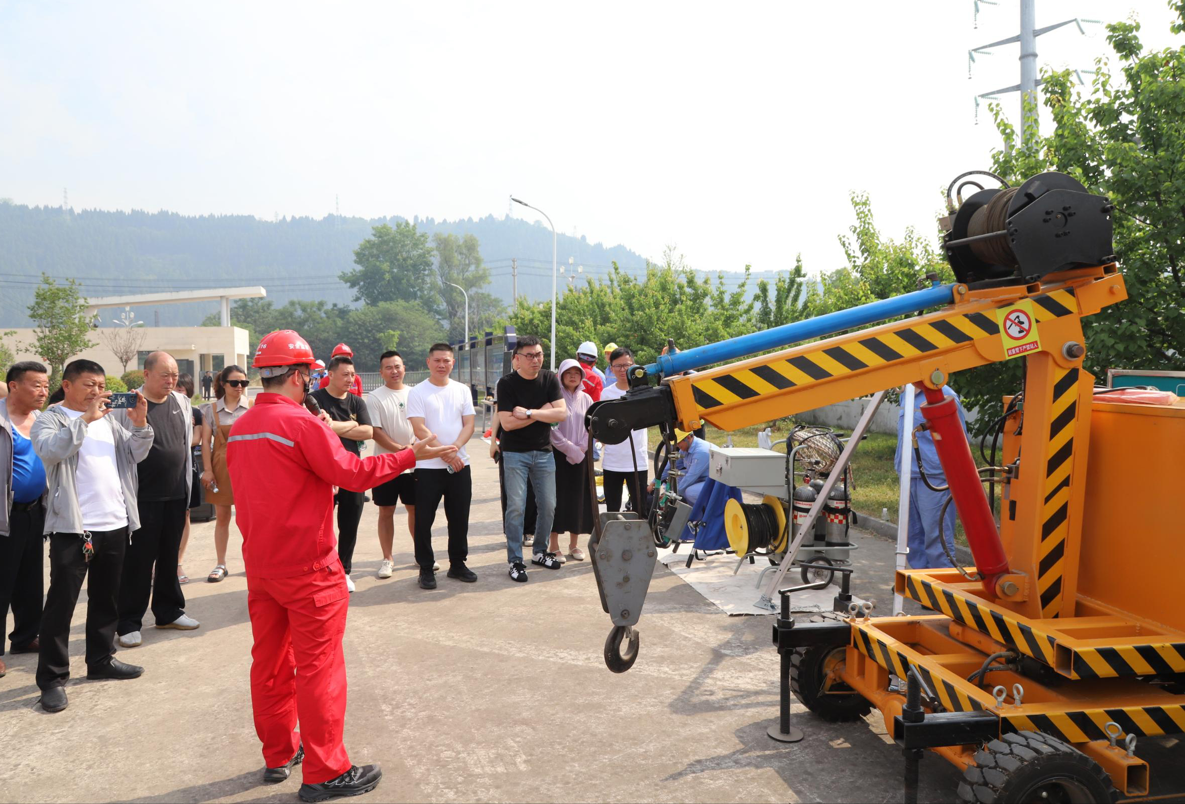 閬中雙瑞舉辦企業(yè)開放日活動